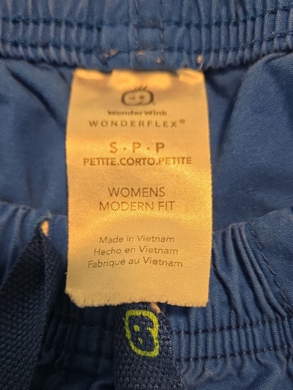 Women’s Cargo Utility Scrub Pants in Royal Blue - Picture 3 of 6